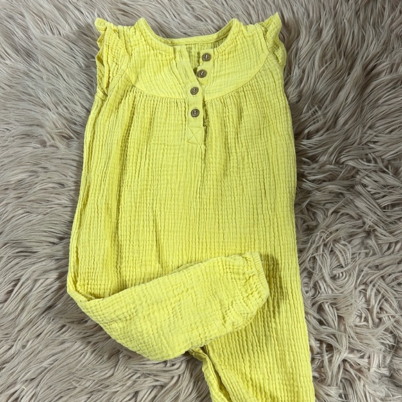 Beautiful Yellow Romper - Picture 1 of 4
